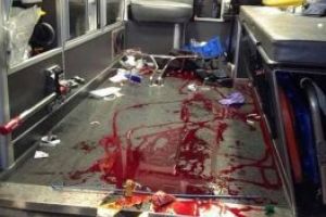 Faceţi loc: Ambulanţa – mijlocul de transport în care cei dragi au şanse la viaţă!