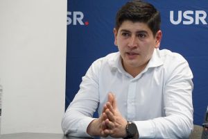 „Caransebeş fără păcănele, fără iluzii vândute la fiecare colţ de stradă”!