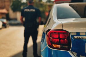 Accident rutier cu sase persoane implicate la Sibiu. Un copil de 6 ani a ajuns la spital