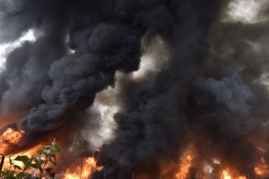 Incendiu acum, în judeţul Argeş! Intervenţie în forţă a pompierilor