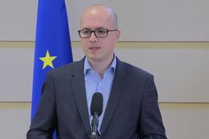 Europarlamentarul Andi Cristea, despre miliardele din SAFE:„A cumpăra fără producţie locală înseamnă să plăteşti de două ori”