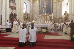 Timişoara marchează deschiderea etapei a doua a expoziţiei „Millennium Csanadiense” şi hramul Catedralei romano-catolice din Piaţa Unirii