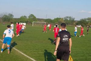 Ghinion cât pentru un sezon: Crişul Sântandrei, învinsă de Lotus Băile Felix după două bare şi ocazii cu nemiluita