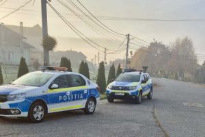 Fugar de poliţie, prins cu armă letală ascunsă. Bărbat reţinut după o urmărire în Lugoj