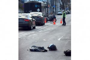 FOTO: Accident rutier pe strada Mircea cel Batran din Constanta, zona UMC! O motocicleta, implicata