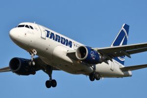 TAROM “are asigurat kerosenul necesar” pentru zboruri