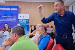 Slatina sub tensiune: scandaluri, conflicte şi derapaje în mandatul primarului Mario De Mezzo