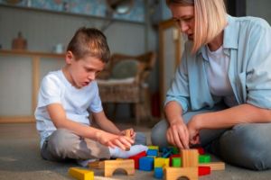 Labirintul autismului in Constanta. Cat costa biletul catre o viata normala?   