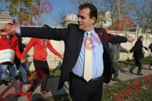 Orban: Guvernanţii PSD transformă treptat ţara noastră în „oaia neagră a Uniunii Europene