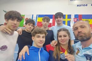 Rezultate foarte bune pentru luptătorii bihoreni la turneul internaţional U17 de la Bucureşti (FOTO)