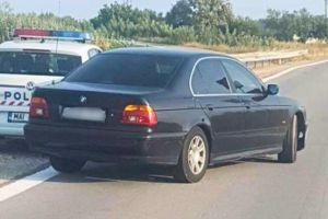 Beat după un botez, un sătmărean a fost prins la volan cu soţia şi copiii în maşină