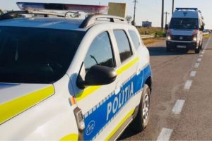 Știri Constanta: Un sofer de TIR baut a facut accident la primele ore ale diminetii. A intrat intr-un copac intre Negru Voda si Comana