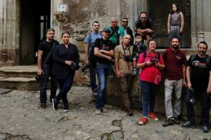 Fotografii „specializaţi” ai AAFH expun la cafeneaua culturală