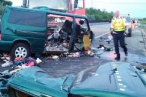 Toate cele 9 victime ale accidentului din Ungaria sunt cetateni romani. Lucrau in agricultura si se intorceau in tara