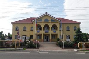 Preşedintele Consiliului Judeţean (CJ) Dolj, Ion Prioteasa, anunţă deschiderea unui nou serviciu public comunitar local de evidenţă a persoanelor în judeţ, structură care îşi va începe activitatea vineri, în Giubega