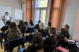 Perfecţionare pentru dascălii din Caraş-Severin în domeniul educaţiei timpurii