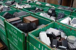 Acţiune de colectare a deşeurilor electrice şi electronice la Reghin