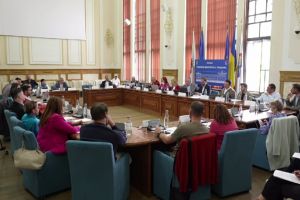 „Cei pe care îi dăm afară nu îi vrea nimeni. Nu intru în corul jelaniei”. Declaraţii dure în plină restructurare la Primăria Timişoara