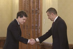 Grindeanu: Schimbăm premierul, în niciun caz preşedintele!