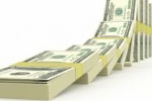 Dolarul a facut un salt inainte de patru bani