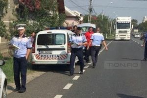 Accident intre un autotren si o autoutilitara, pe Autostrada A1, in apropiere de Topolovatu Mare
