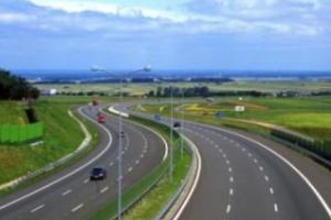 Klaus Iohannis: 15 km de autostradă în 18 luni e ridicol