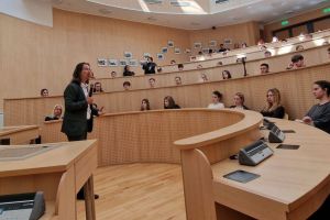 Întâlnire specială între fostul judecător Cristi Danileţ şi elevii din Sibiu: „Am vorbit despre reguli şi răspundere,  violenţa în online, consumul de drog