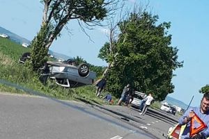 Șapte răniţi într-un accident