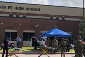 Deşi SUA trece din MASACRU în MASACRU, vocile împotriva armelor de foc s-au stins