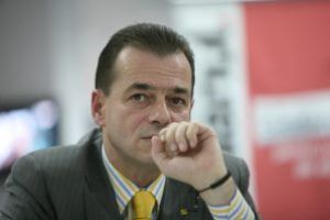 Ludovic Orban îşi serbează ziua de naştere