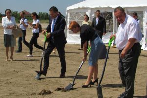 CJ Dolj: Lucrările de realizare a primei unităţi de producţie pe noua platformă economică High-Tech Industry Park (HTIP) Craiova au fost lansate joi