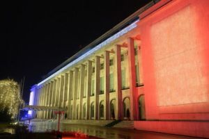 Guvernul marchează Ziua Europei: Palatul Victoria, iluminat în culorile UE