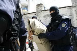 Contrabandişti trimişi la închisoare