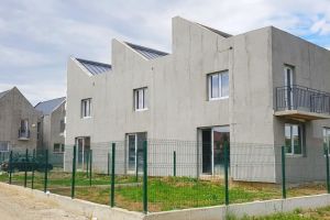 FOTO Case cu suprafeţe generoase şi preţuri accesibile la 3plex Residence. Primele aproape gata!