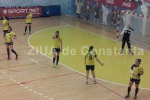 Handbalistele de la CSU Neptun au debutat cu dreptul la turneul de promovare