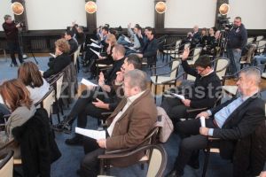 Consilierii locali din Constanta voteaza majorarea intre 300 si 500% a impozitului datorat de catre proprietarii unor cladiri in paragina