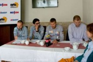 Membrii expediţiei transafricane Khumba pregătesc noi călătorii-ocolul Mării Negre, Siberia şi America de Sud