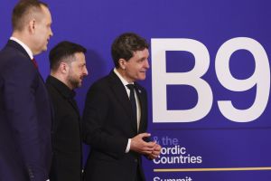 Summit B9 la Bucureşti: liderii de pe Flancul Estic cer întărirea NATO şi sprijin pentru Ucraina. Ungaria nu s-a alăturat declaraţiei comune (FOTO/VIDEO)