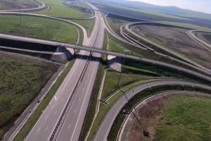 Circulaţia rutieră pe loturile 3 şi 4 ale Autostrăzii Sebeş-Turda NU se va DESCHIDE nici în luna MAI. Ministrul Transporturilor ratează, din nou, obiectivul asumat public