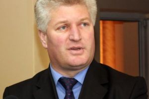 Fostul primar al CALAFATULUI a fost condamnat la ÎNCHISOARE alături de BULIBAȘA din Drăgăneşti-Olt. A luat şpagă o maşină!