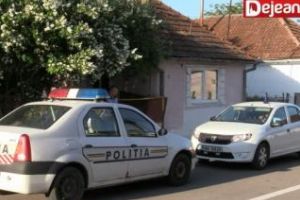 CLUJ: Bărbat găsit mort într-o casă din Dej. Poliţiştii nu exclud CRIMA VIDEO