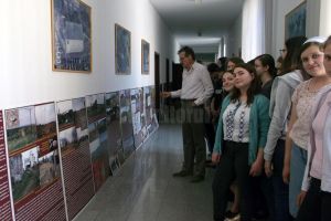 Expoziţie itinerantă