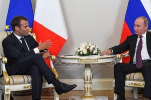 Vladimir Putin şi Emmanuel Macron, foarte mulţumiţi: Întâlnirea a fost una extrem de fructuoasă, sinceră, relaxată şi directă
