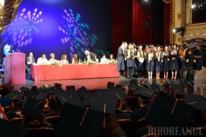 Directorul Colegiului Gojdu a făcut glume despre 