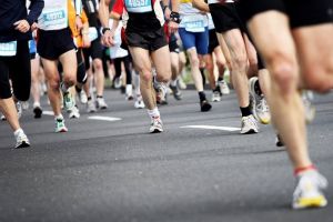 Trafic rutier restricţionat în centrul oraşului pentru desfăşurarea unei competiţii sportive