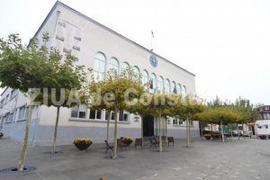 Liviu Negoita isi reia fotoliul de primar, dupa ce a fost achitat definitiv de Curtea Suprema. Catalin Apostol revine in functia de viceprimar