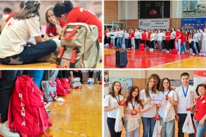 FOTO/VIDEO. Elevi din tot judeţul, reuniţi la Satu Mare pentru concursul „Sanitarii Pricepuţi”