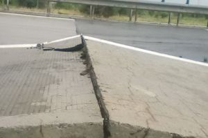 Autostrăzi în România: Plăcile de beton s-au ridicat cu aproape jumătate de metru pe Autostrada Soarelui (VIDEO)