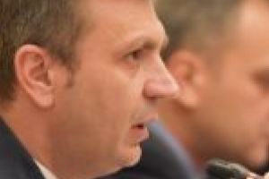 Silviu Hurduzeu nu se lasă păcălit de Guvern! Preşedintele Consiliului Judeţean condiţionează preluarea ruinelor cedate de Ministerul Tineretului şi Sportului!