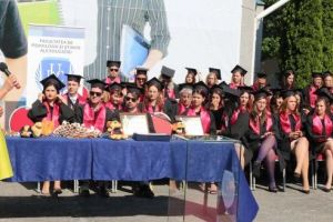 FOTO: Promoţia Centenarului, la Universitatea „Dimitrie Cantemir” Târgu-Mureş